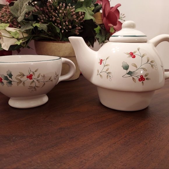 PFALTZGRAFF teapot/cup & flower pot - Picture 1 of 4
